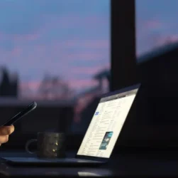 Clickbait vs Journalism Berkualitas: Kenapa Berita Bohong Sering Lebih Laku Dari Fakta?